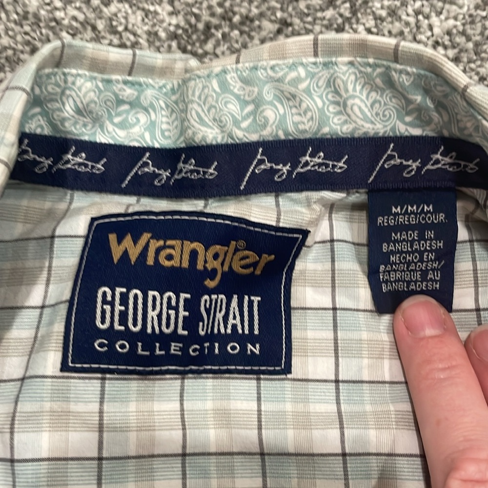 Wrangler George Strait Button Up - image 2